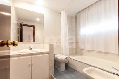 Casa adossada amb jardí a Sant Just Desvern -31