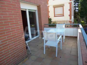 Magnífic pis amb terrassa i zona comunitaria mab piscina -3