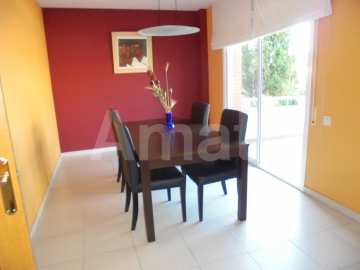 Magnífic pis amb terrassa i zona comunitaria mab piscina -8