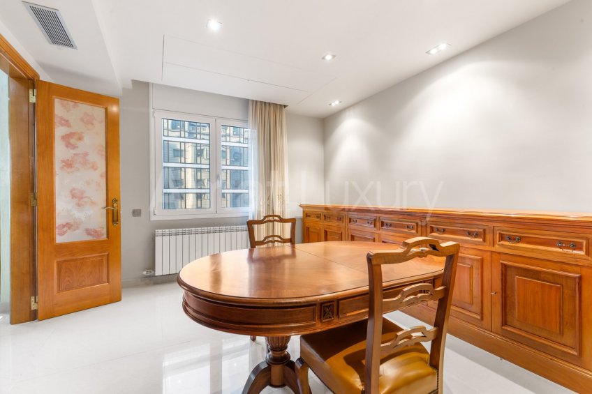 Pis elegant, funcional i amb una ubicació immillorable -9