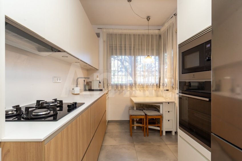 Xalet adossat en venda al centre -14