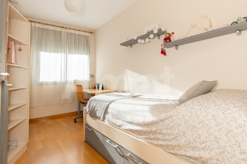 Xalet adossat en venda al centre -31