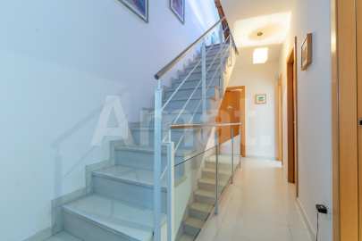 Xalet adossat en venda al centre -35