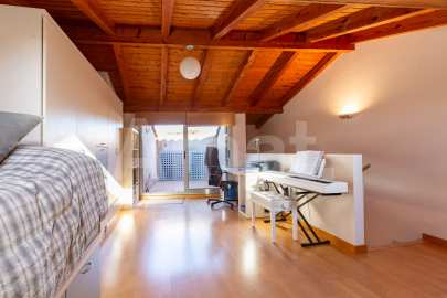 Xalet adossat en venda al centre -40