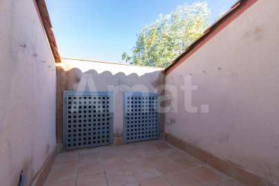 Xalet adossat en venda al centre -42