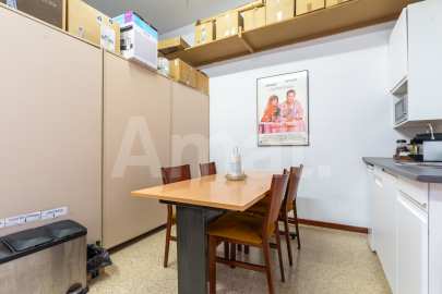 Local comercial a Esplugues de Llobregat -18