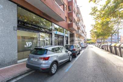 Local comercial a Esplugues de Llobregat -29
