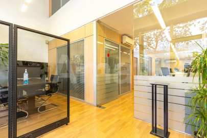 Local comercial a Esplugues de Llobregat -3