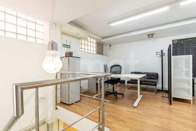 Local comercial a Esplugues de Llobregat -7