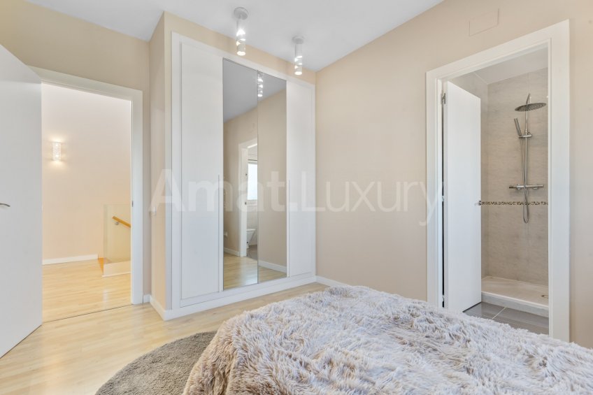 Magniífica casa renovada a Montmany de Sant Cugat -18