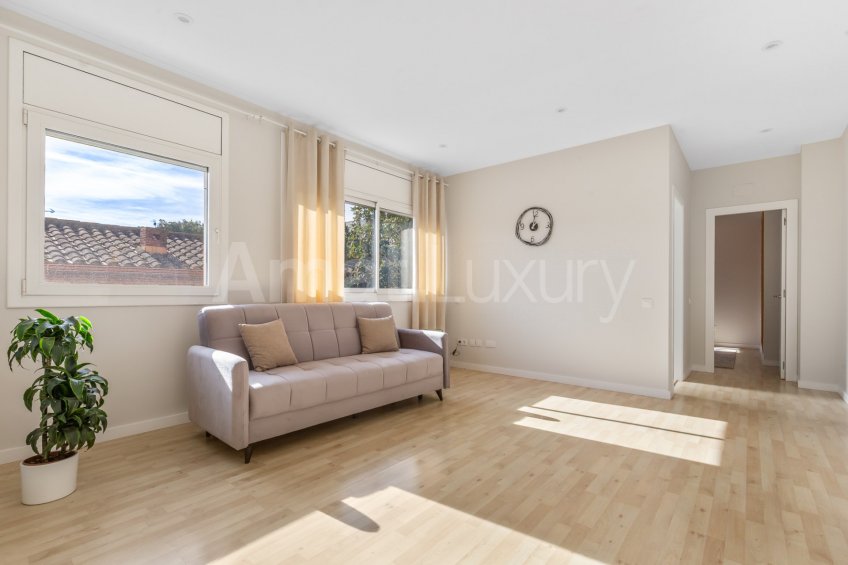 Magniífica casa renovada a Montmany de Sant Cugat -24