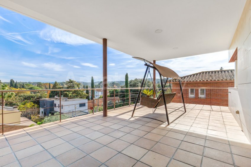 Magniífica casa renovada a Montmany de Sant Cugat -29