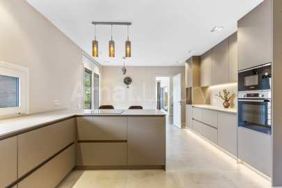 Magniífica casa renovada a Montmany de Sant Cugat -15