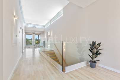 Magniífica casa renovada a Montmany de Sant Cugat -17