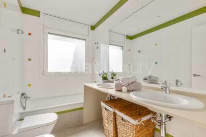 Magniífica casa renovada a Montmany de Sant Cugat -23