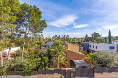 Magniífica casa renovada a Montmany de Sant Cugat -40