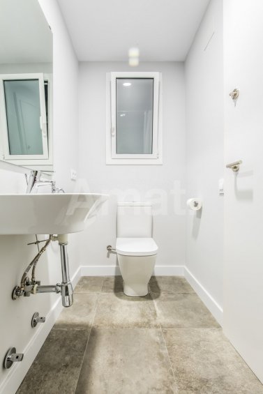 Piso reformado al lado de la estacion -14