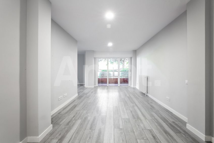 Piso reformado al lado de la estacion -3