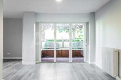 Piso reformado al lado de la estacion -5