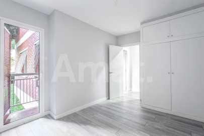 Piso reformado al lado de la estacion -9