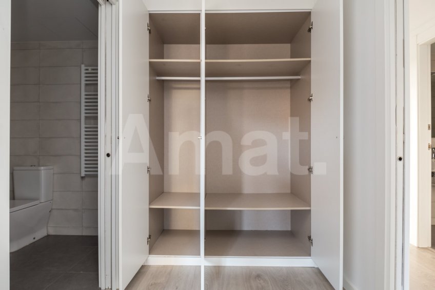Semi-new apartment in Dalt La Vila. -11