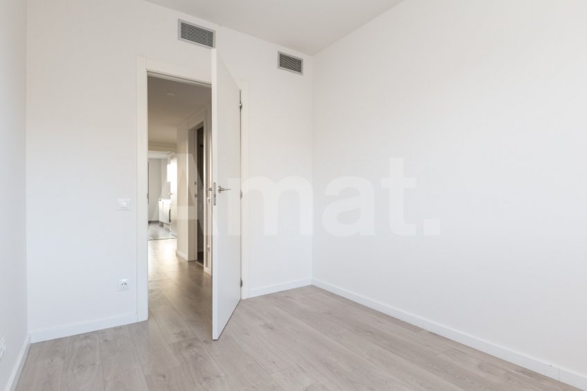 Semi-new apartment in Dalt La Vila. -34