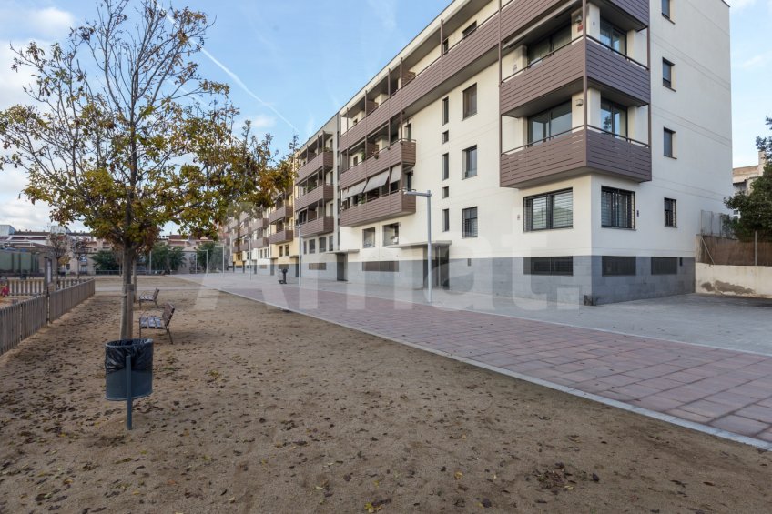 Semi-new apartment in Dalt La Vila. -48