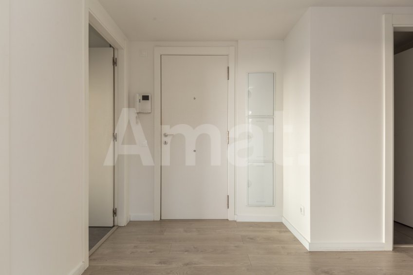 Semi-new apartment in Dalt La Vila. -9