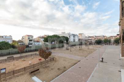 Semi-new apartment in Dalt La Vila. -45