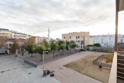 Semi-new apartment in Dalt La Vila. -46