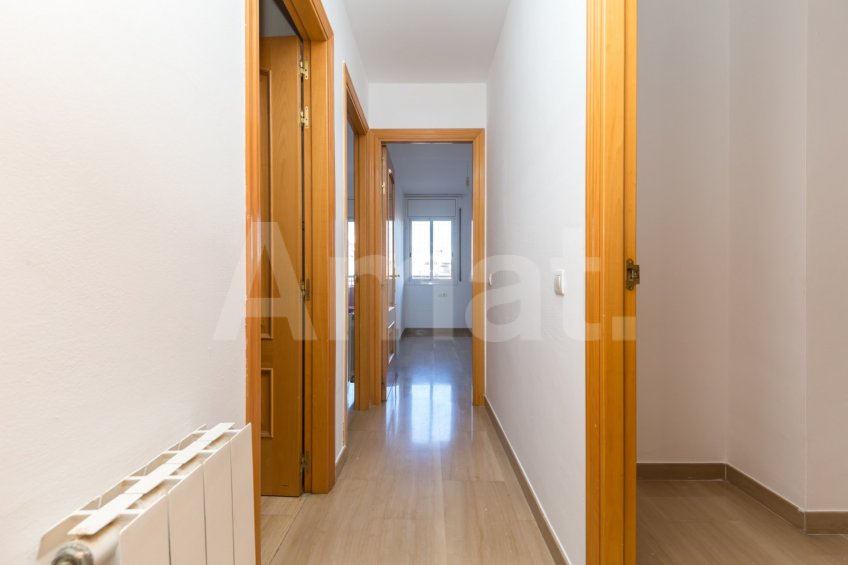 Flat with a lot of sun for rent in Esplugues de Llobregat -20