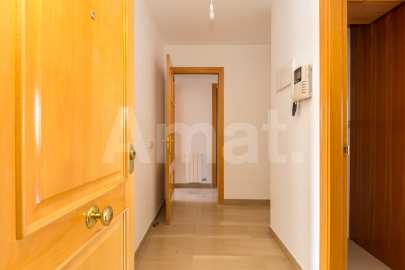 Flat with a lot of sun for rent in Esplugues de Llobregat -27