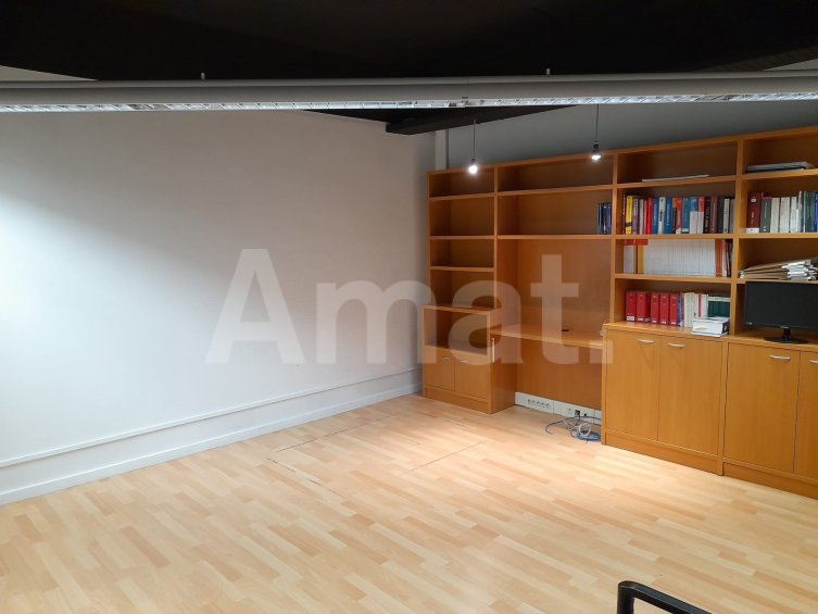 Commercial space in the town center. -13