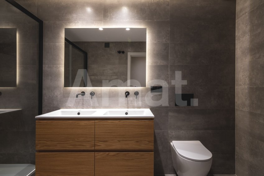 Piso reformado en Via Laietana, cerca del Born, Catedral y Port Vell -3