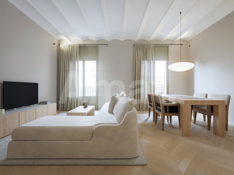 Piso reformado en Via Laietana, cerca del Born y Catedral