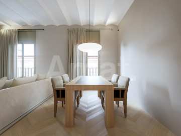 Piso reformado en Via Laietana, cerca del Born y Catedral -4