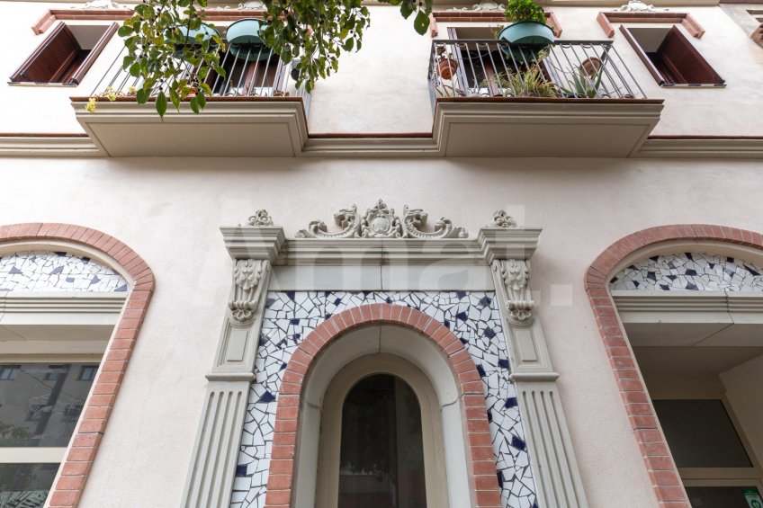 Cèntric i amb encant, duplex semi nou amb piscina -45