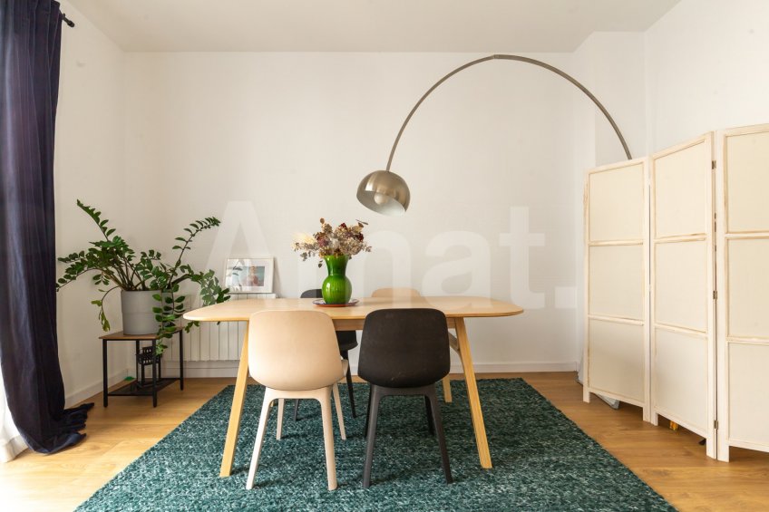 Cèntric i amb encant, duplex semi nou amb piscina -9