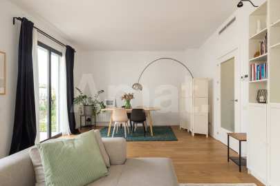 Cèntric i amb encant, duplex semi nou amb piscina -15