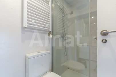 Cèntric i amb encant, duplex semi nou amb piscina -35