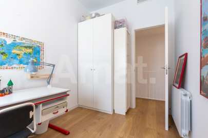 Cèntric i amb encant, duplex semi nou amb piscina -43