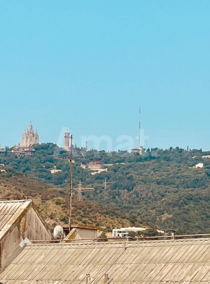 Pis reformat de 2 dormitoris amb terrassa de 21m² -19