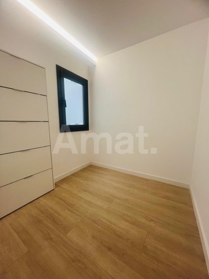 Pis reformat de 2 dormitoris amb terrassa de 21m² -5