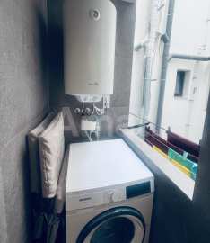 Pis reformat de 2 dormitoris amb terrassa de 21m² -14