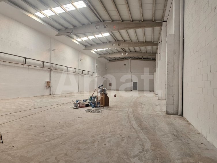 Nave industrial en alquiler en poligono de Sant Boi
