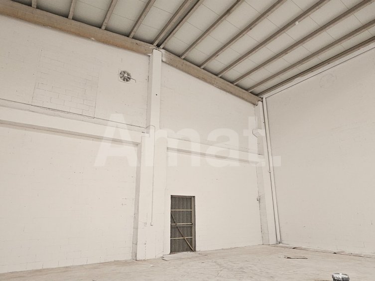 Nave industrial en alquiler en poligono de Sant Boi -4