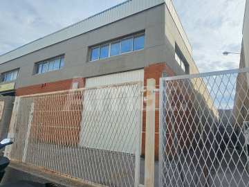 Nave industrial en alquiler en poligono de Sant Boi -2