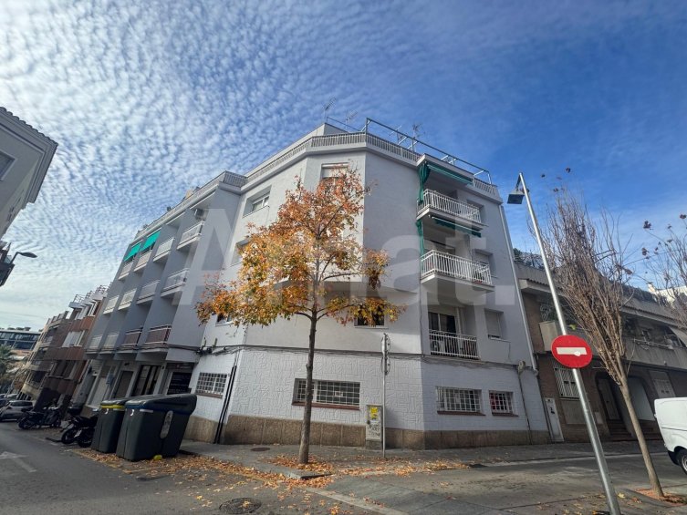 LOCAL MULTIFUNCIONAL EN RENTABILIDAD CON RAMPA DE ACCESO  -3