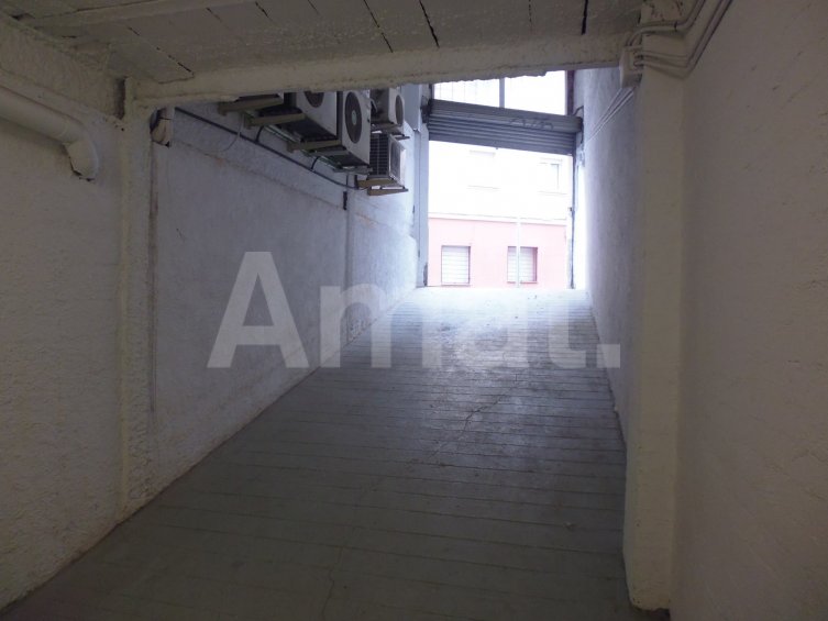 LOCAL MULTIFUNCIONAL EN RENTABILIDAD CON RAMPA DE ACCESO  -4