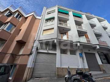 LOCAL MULTIFUNCIONAL EN RENTABILIDAD CON RAMPA DE ACCESO 